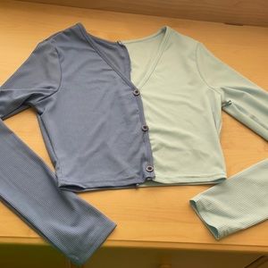 shein xs. light and dark blue. buttonedand cropped